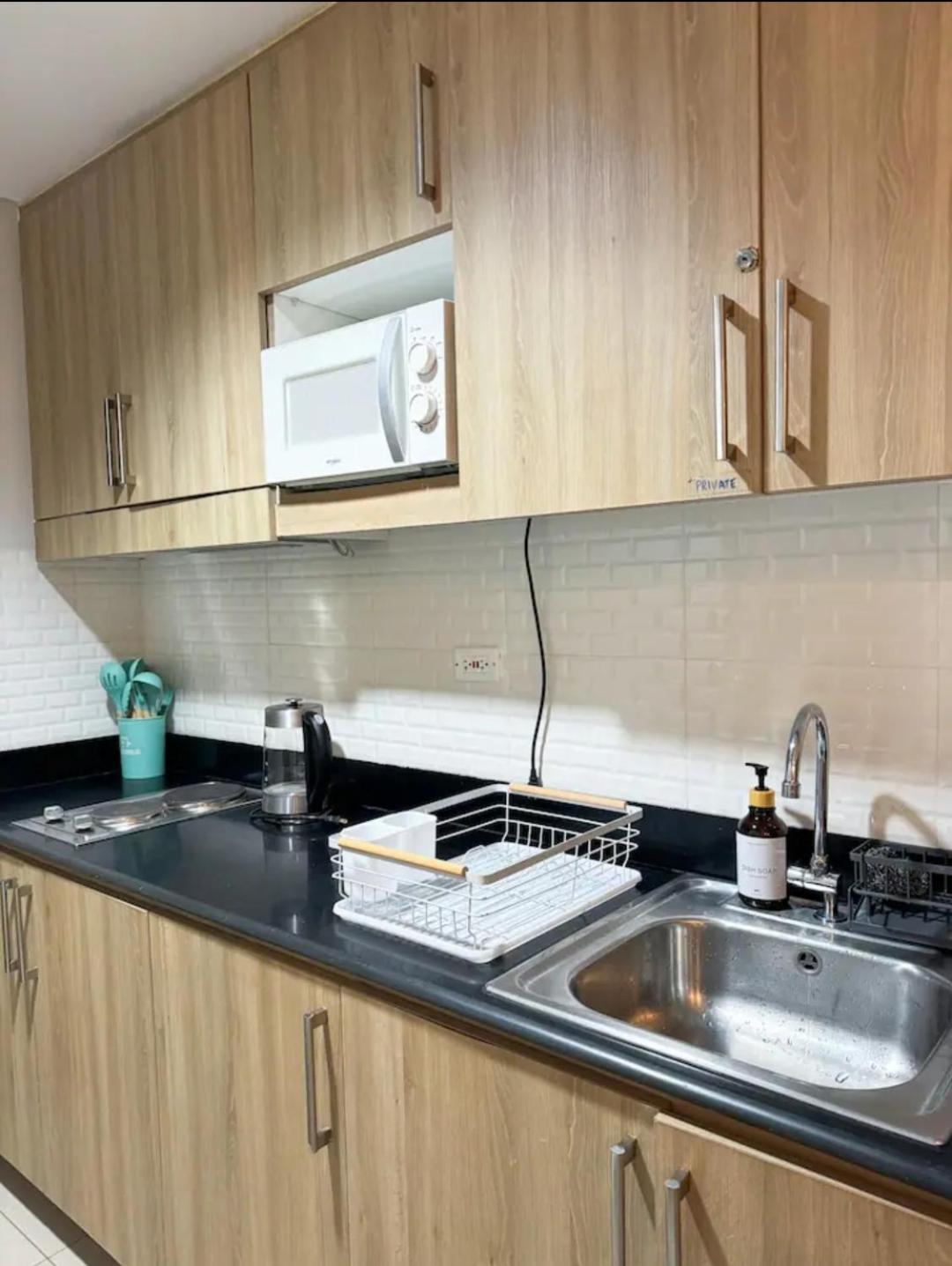 Shore Residences Mall Of Asia Pool View 200Mbps Free Wi-Fi Pasay Rom bilde